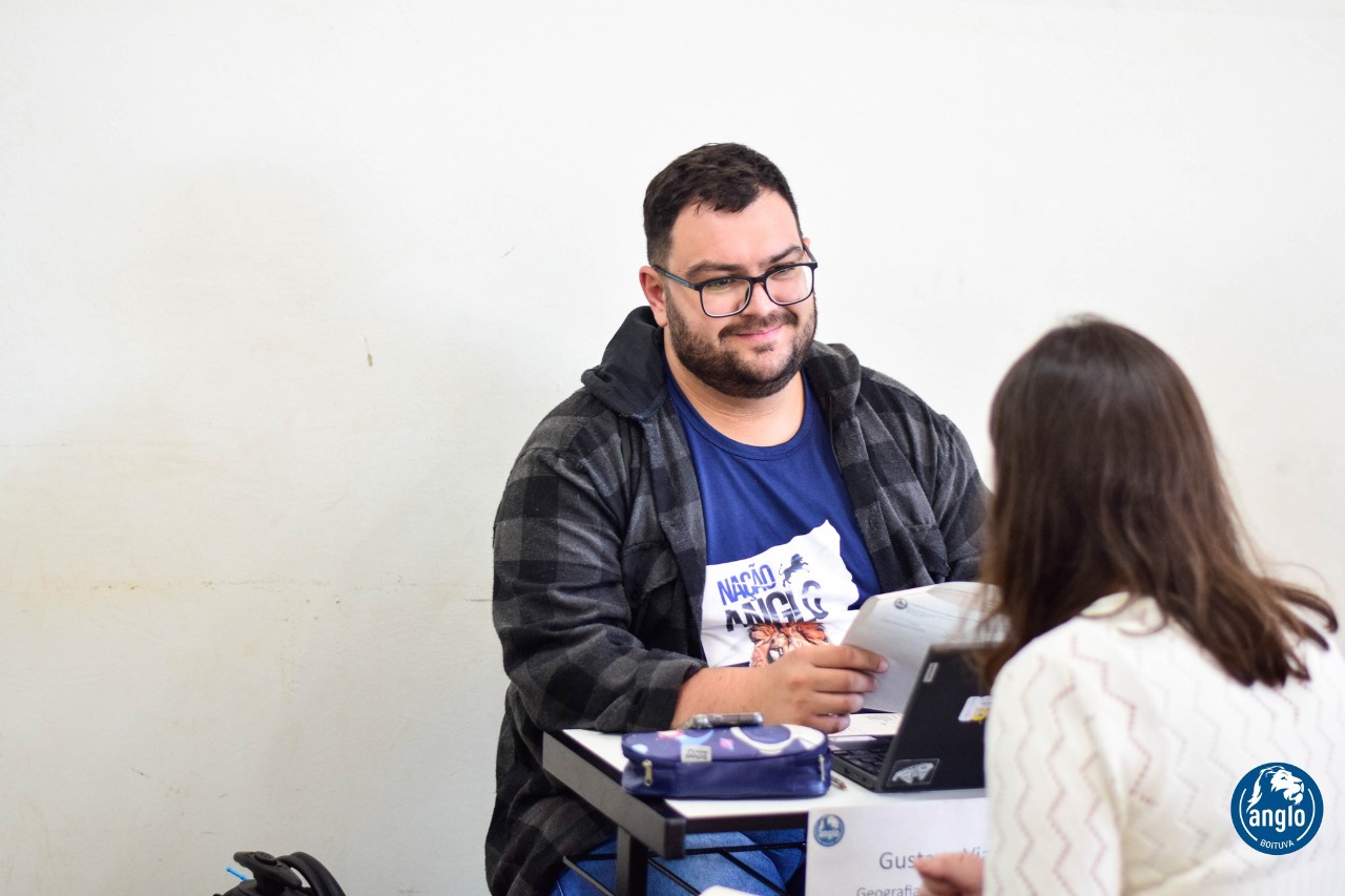 Prof. Gustavo Gordon